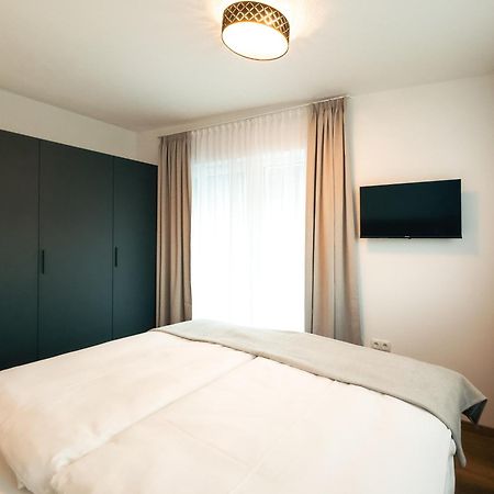 Alpenluxus Presents - Marias Zillertalblick With Roof Terrace, 3 Bedrooms & Parking Space Schlitters Exteriör bild