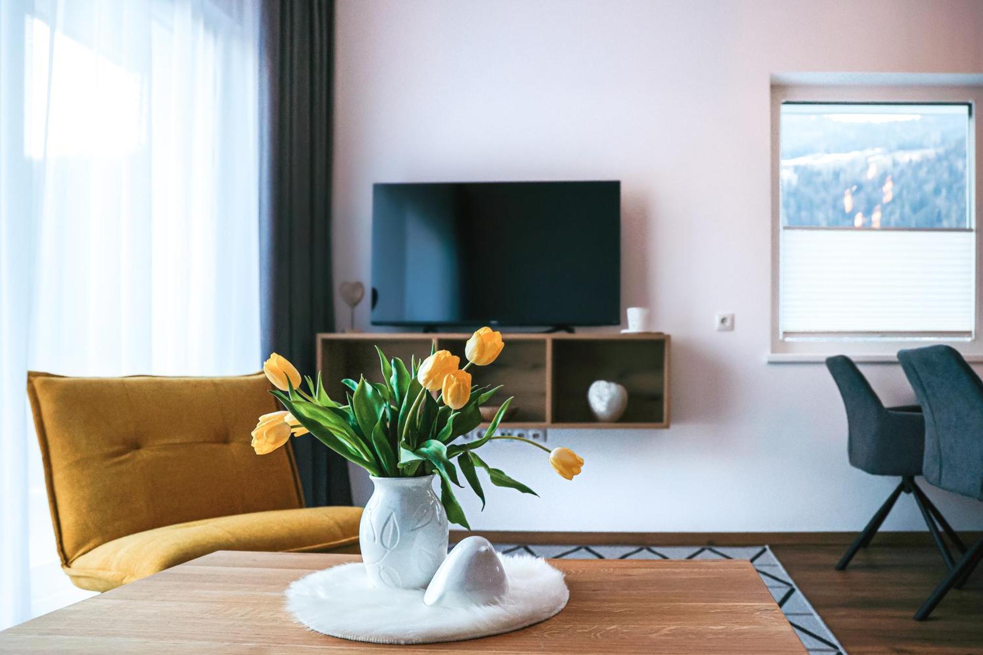 Alpenluxus Presents - Marias Zillertalblick With Roof Terrace, 3 Bedrooms & Parking Space Schlitters Exteriör bild