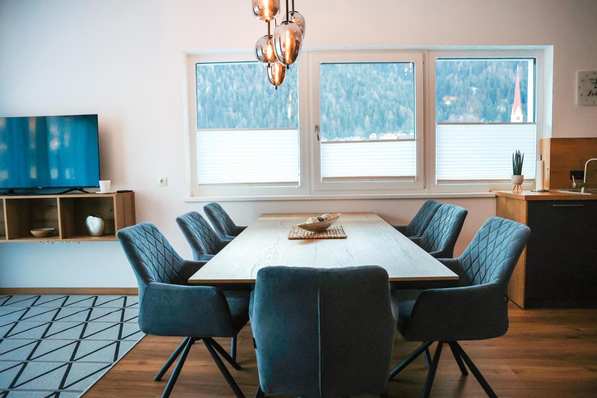 Alpenluxus Presents - Marias Zillertalblick With Roof Terrace, 3 Bedrooms & Parking Space Schlitters Exteriör bild