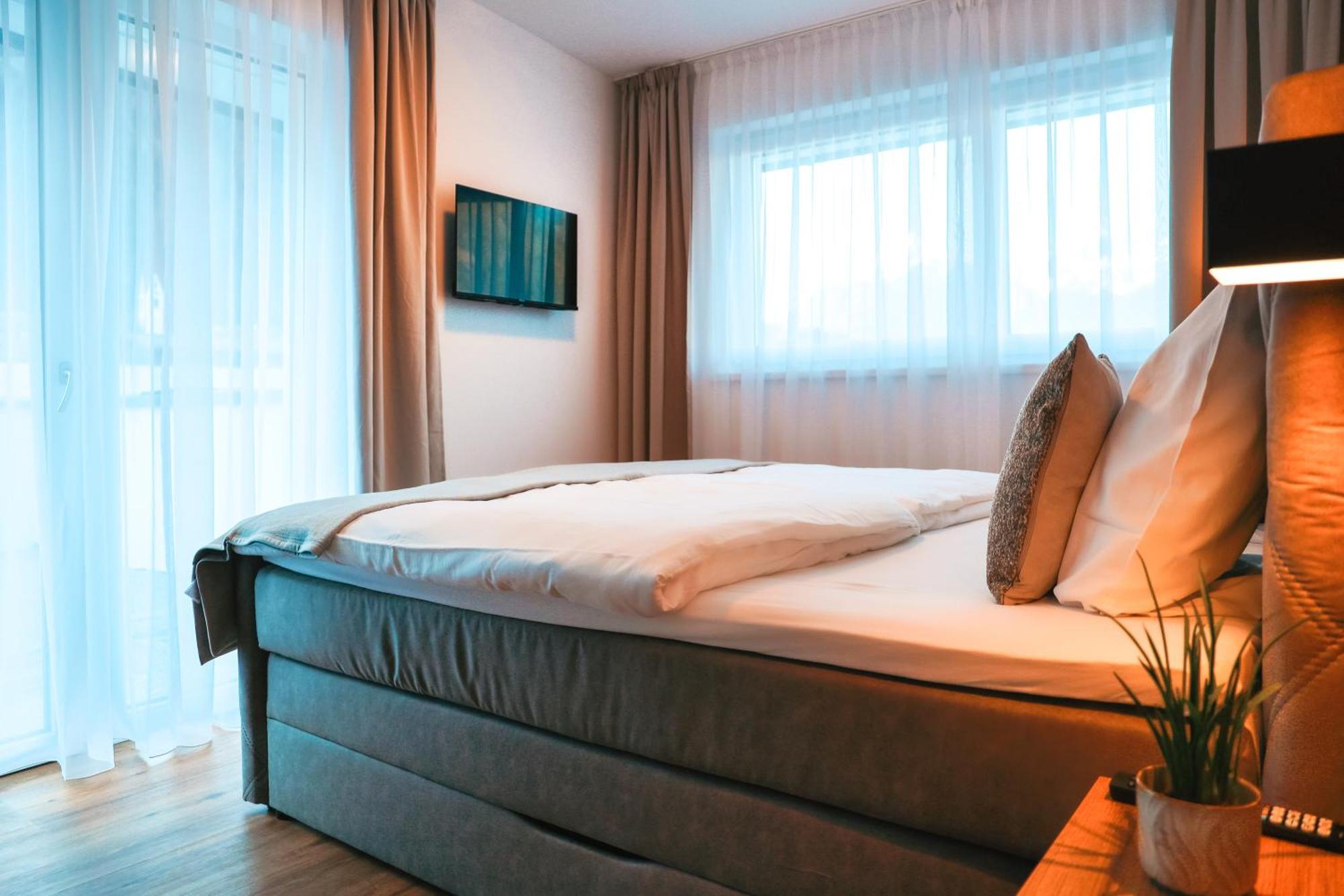 Alpenluxus Presents - Marias Zillertalblick With Roof Terrace, 3 Bedrooms & Parking Space Schlitters Exteriör bild